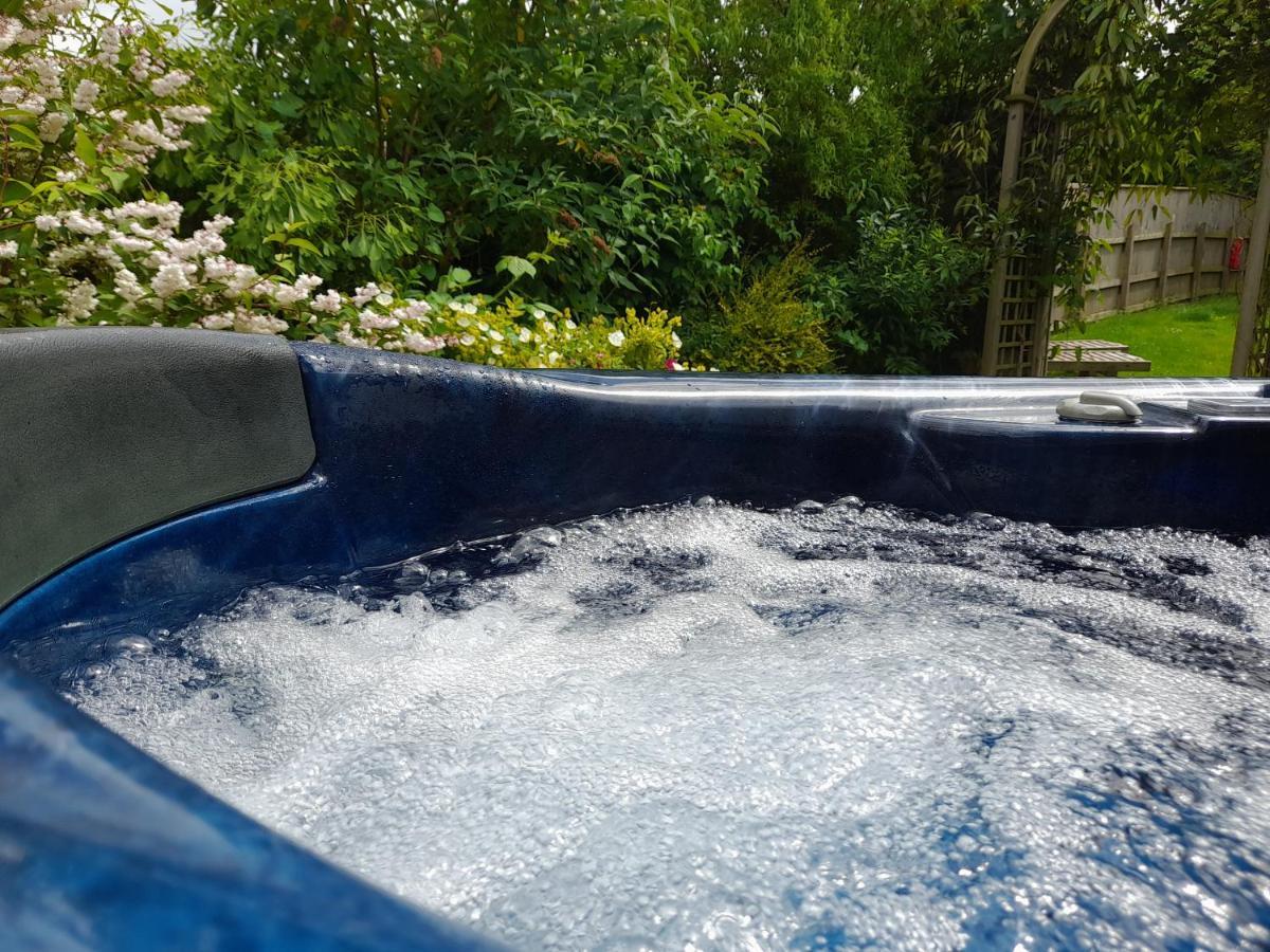 ווסטון סופר מארה Orchard View Yurt & Hot Tub Somerset מראה חיצוני תמונה
